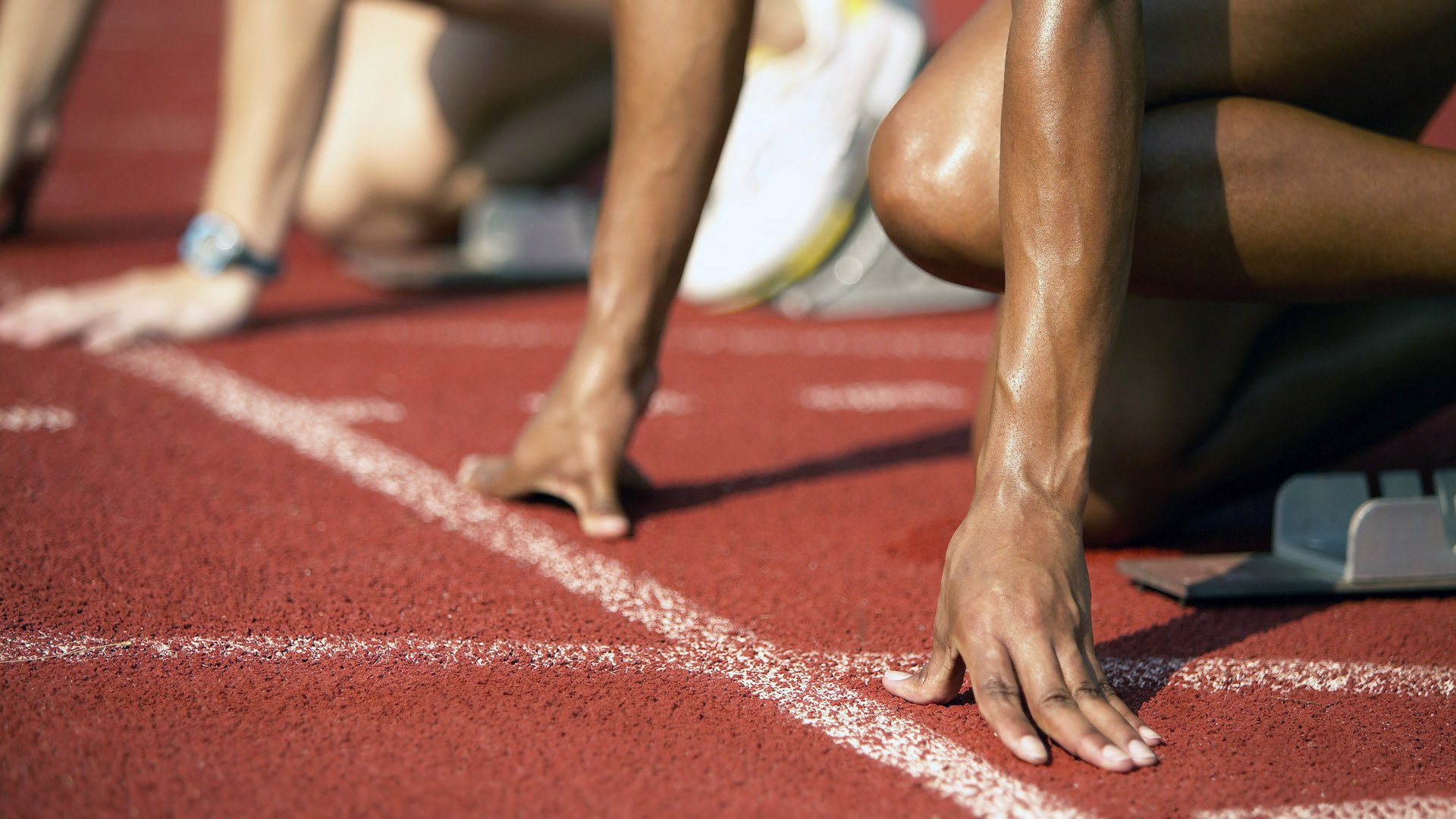 大型赛事战略分析:各大联赛争夺激烈背后的战术决策,大型赛事对城市发展弊大于利质问