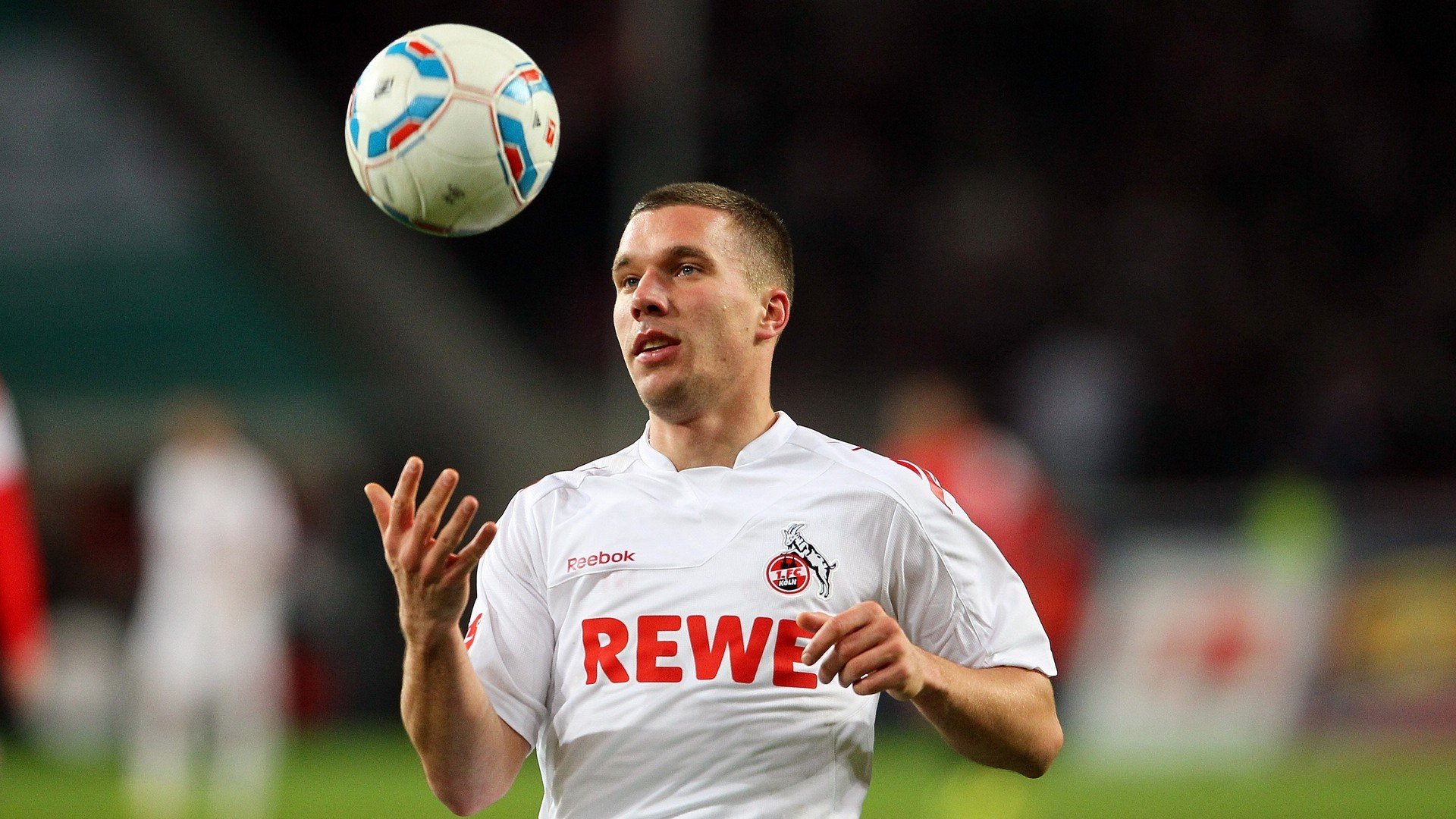 体育新闻中心深化体育短视频内容智能推荐算法，体育短视频的传播特点